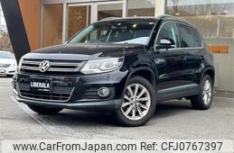 volkswagen tiguan 2013 -VOLKSWAGEN--VW Tiguan DBA-5NCTH--WVGZZZ5NZDW032329---VOLKSWAGEN--VW Tiguan DBA-5NCTH--WVGZZZ5NZDW032329-