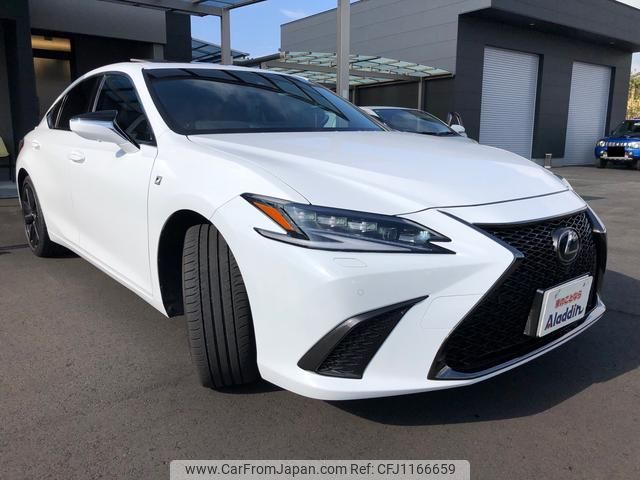 lexus es 2022 GOO_JP_700080241230250518001 image 2