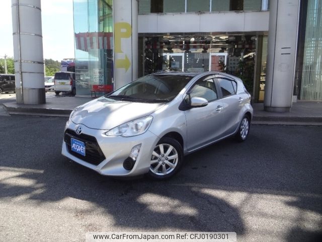 toyota aqua 2016 -TOYOTA--AQUA DAA-NHP10--NHP10-2558617---TOYOTA--AQUA DAA-NHP10--NHP10-2558617- image 1