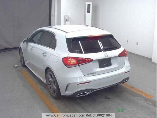 mercedes-benz a-class 2020 quick_quick_3DA-177012_W1K1770122J193346 image 2