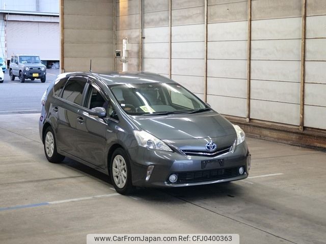 toyota prius-α 2011 -TOYOTA--Prius α ZVW41W-3061780---TOYOTA--Prius α ZVW41W-3061780- image 1