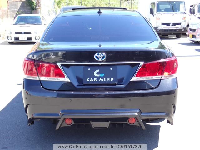 toyota crown-hybrid 2014 CFJ1617320 image 2
