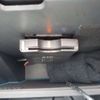 nissan note 2017 -NISSAN--Note DAA-HE12--HE12-068893---NISSAN--Note DAA-HE12--HE12-068893- image 31