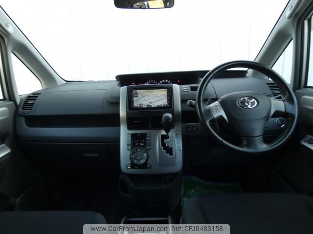 toyota voxy 2010 quick_quick_DBA-ZRR70W_ZRR70-0288784 image 2