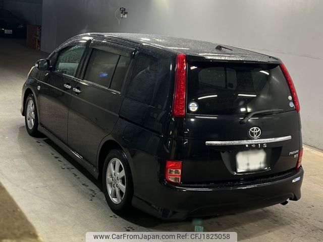 toyota isis 2010 CFJ1825058 image 2