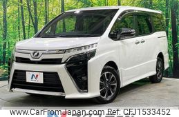 toyota voxy 2018 CFJ1533452