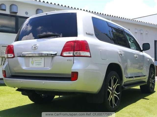 toyota land-cruiser 2011 quick_quick_CBA-URJ202W_URJ202-5002050 image 2