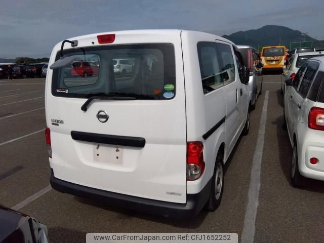 nissan nv200-vanette 2017 CFJ1652252 image 2