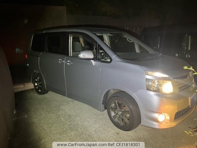 toyota voxy 2007 CFJ1818301 image 2