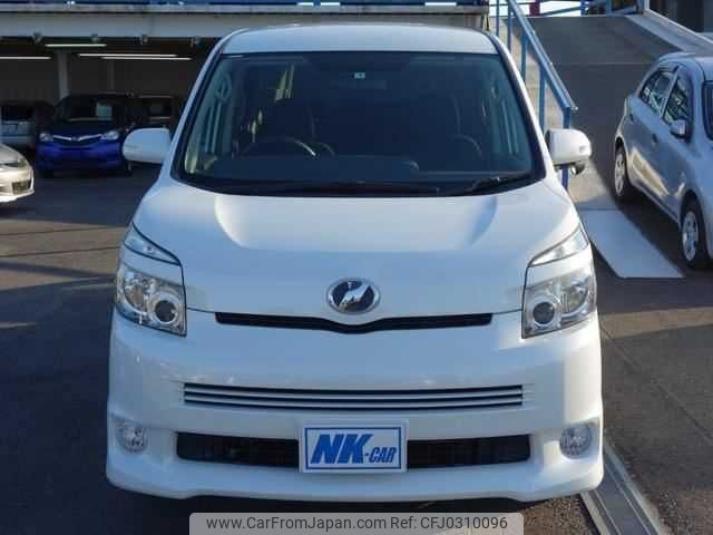 toyota voxy 2009 TE4355 image 1