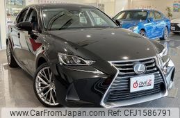 lexus is 2017 CFJ1586791