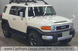 toyota fj-cruiser 2011 CFJ1618382