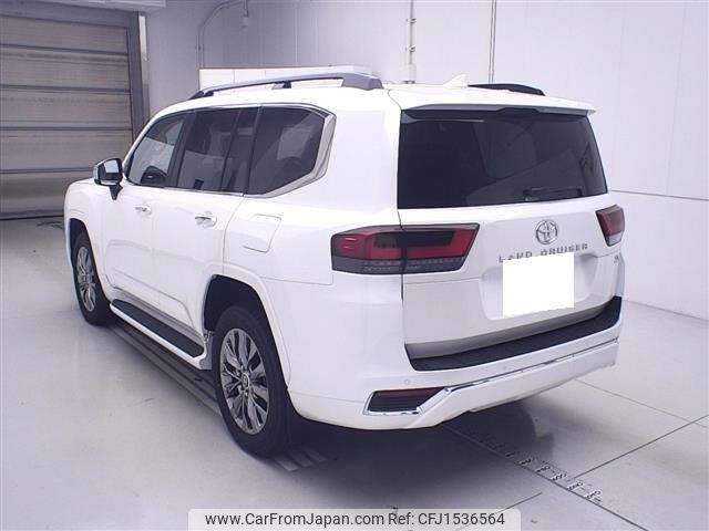 toyota land-cruiser-wagon 2024 CFJ1536564 image 2