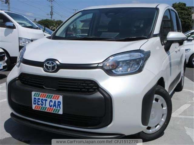 toyota sienta 2025 CFJ1512770 image 1