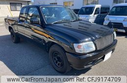 toyota hilux-sports-pick-up 2002 GOO_NET_EXCHANGE_0128493A30231108W001