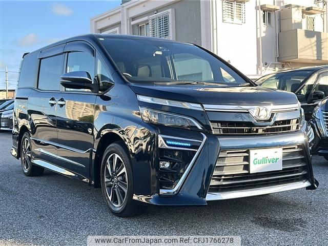 toyota voxy 2018 CFJ1766278 image 1