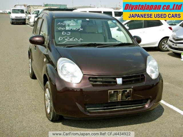 Toyota passo 2011