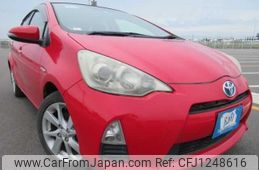 toyota aqua 2012 646828-Y2025050175F-21