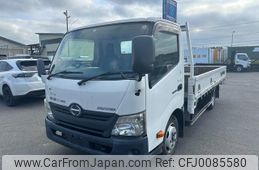 hino dutro 2011 GOO_NET_EXCHANGE_0303354A30240805W001