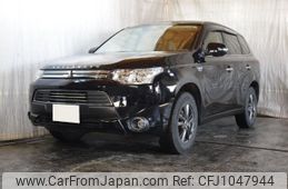 mitsubishi outlander-phev 2014 CFJ1047944