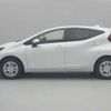toyota aqua 2022 -TOYOTA--AQUA 6AA-MXPK11--MXPK11-2065067---TOYOTA--AQUA 6AA-MXPK11--MXPK11-2065067- image 6