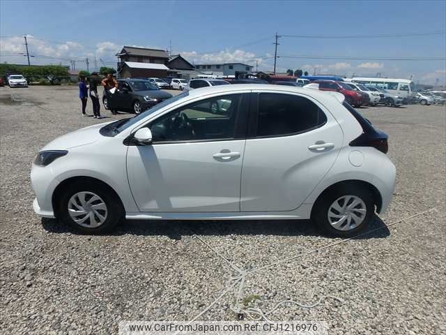 toyota yaris 2021 NIKYO_ZG72158 image 2