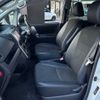 toyota voxy 2013 CFJ1553988 image 24