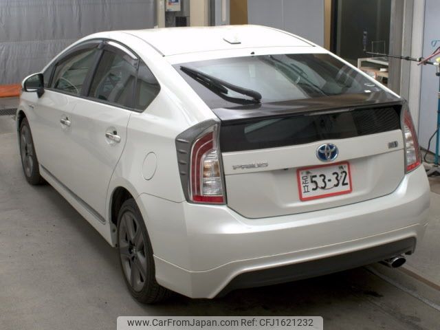 toyota prius 2014 CFJ1621232 image 2