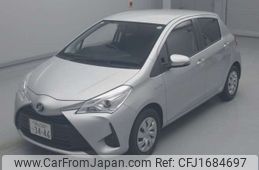 toyota vitz 2017 CFJ1684697