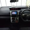 toyota noah 2010 ENHANCEAUTO_1_ea296130 image 18