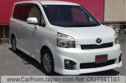 toyota voxy 2010 CFJ1541101
