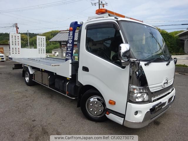 hino dutro 2018 GOO_NET_EXCHANGE_0703382A30241002W001 image 1