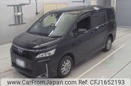 toyota voxy 2018 CFJ1652193