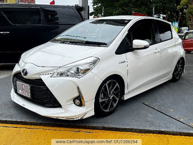 toyota vitz 2018 -TOYOTA--Vitz DAA-NHP130--NHP130-2031227---TOYOTA--Vitz DAA-NHP130--NHP130-2031227- image 1