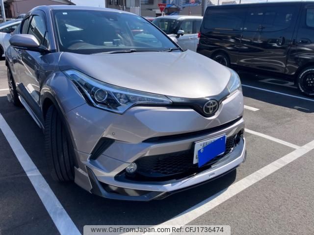 toyota c-hr 2017 CFJ1736474 image 2