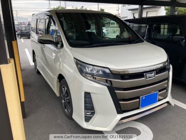 toyota noah 2017 CFJ1839530 image 1