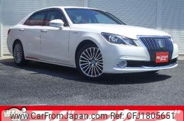 toyota crown-majesta 2014 CFJ1805651