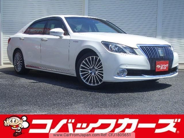 toyota crown-majesta 2014 CFJ1805651 image 1