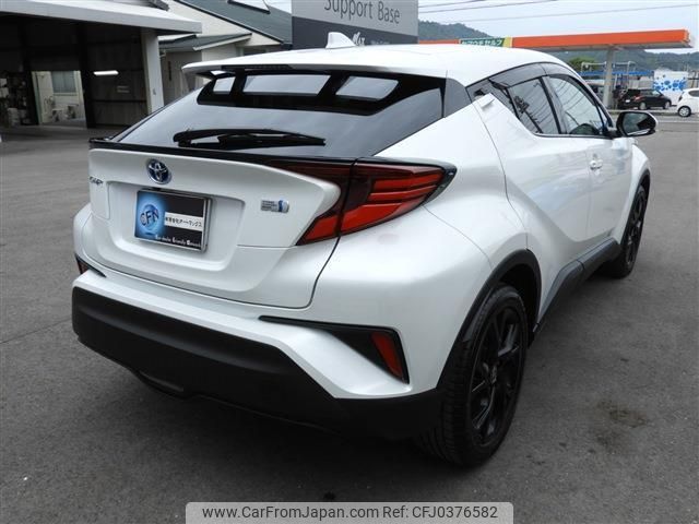 toyota c-hr 2023 quick_quick_6AA-ZYX11_ZYX11-2060166 image 2