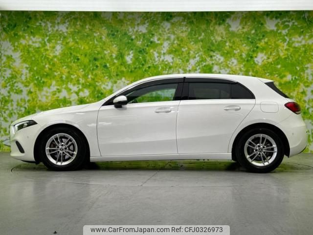 mercedes-benz a-class 2019 quick_quick_177084_WDD1770842J059022 image 2