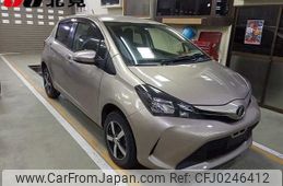 toyota vitz 2015 -TOYOTA--Vitz NSP135--2053091---TOYOTA--Vitz NSP135--2053091-