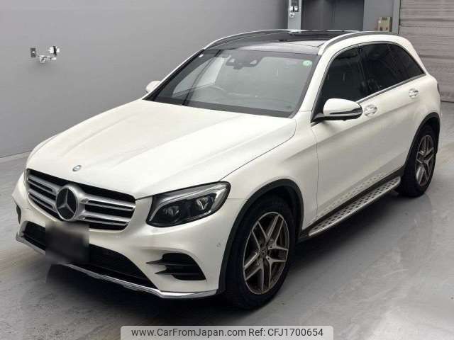 mercedes-benz glc-class 2017 CFJ1700654 image 1