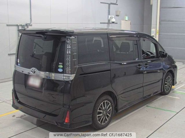 toyota voxy 2014 CFJ1687425 image 2