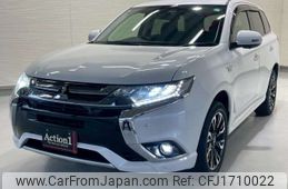 mitsubishi outlander-phev 2017 CFJ1710022