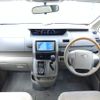 toyota noah 2009 ENHANCEAUTO_1_ea288086 image 19