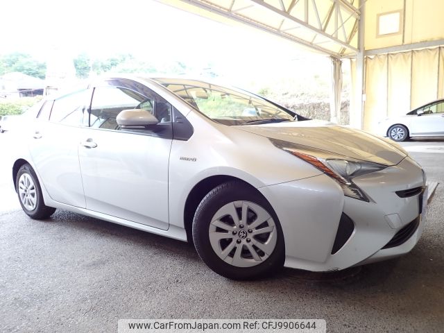 toyota prius 2017 -TOYOTA--Prius DAA-ZVW50--ZVW50-6079171---TOYOTA--Prius DAA-ZVW50--ZVW50-6079171- image 1