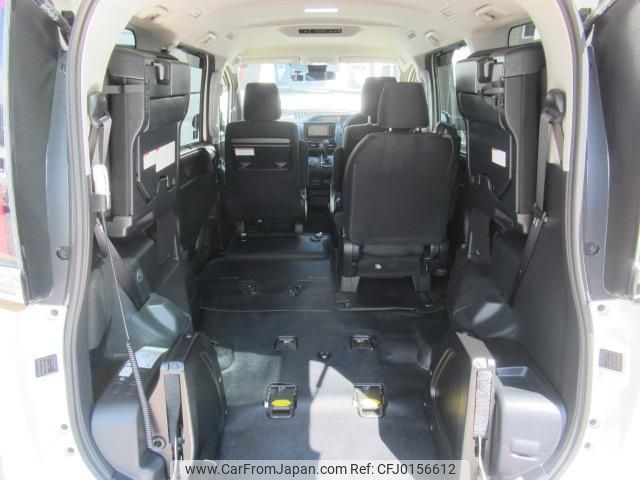 toyota noah 2020 GOO_JP_700056043930240830005 image 2