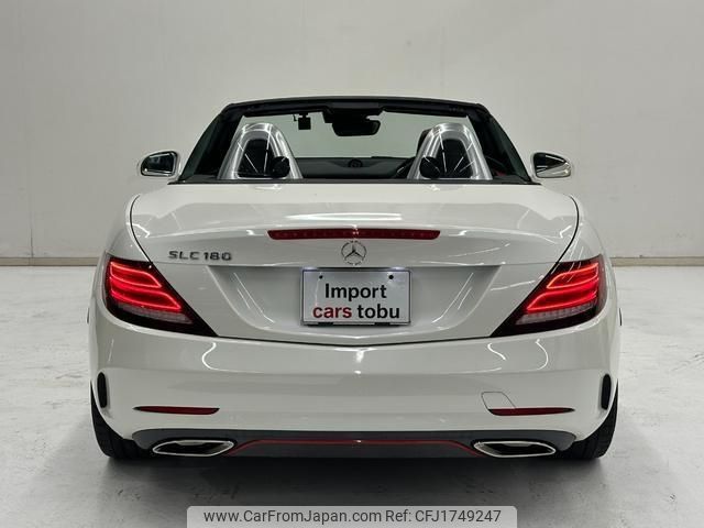 mercedes-benz slc 2017 CFJ1749247 image 2