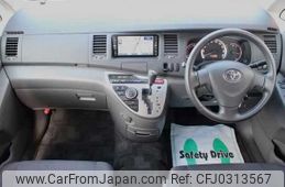 toyota isis 2007 TE823