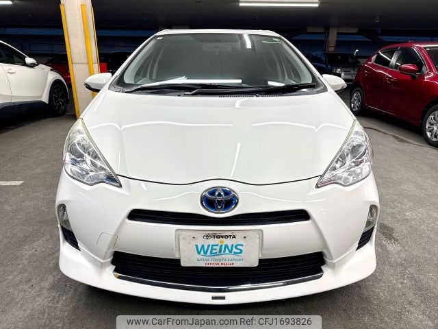 toyota aqua 2012 CFJ1693826 image 2